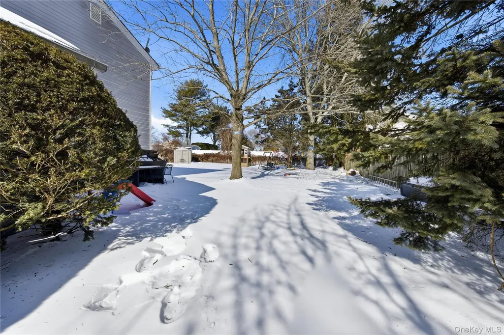 50 Rustic Avenue Medford NY 11763
