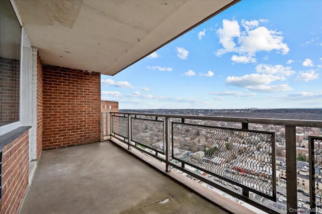 5700 Arlington Avenue Bronx NY 10471
