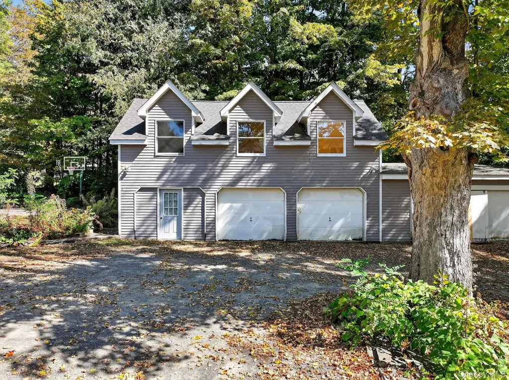 1739 Ny-214 Hunter NY 12442