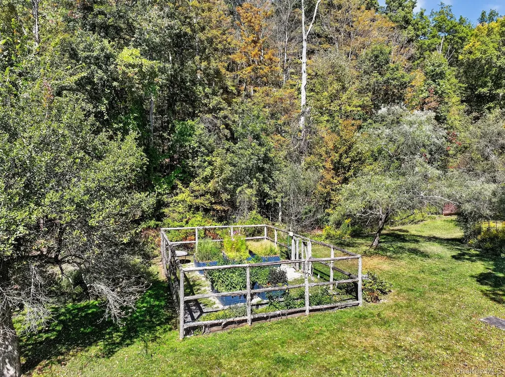 1739 Ny-214 Hunter NY 12442