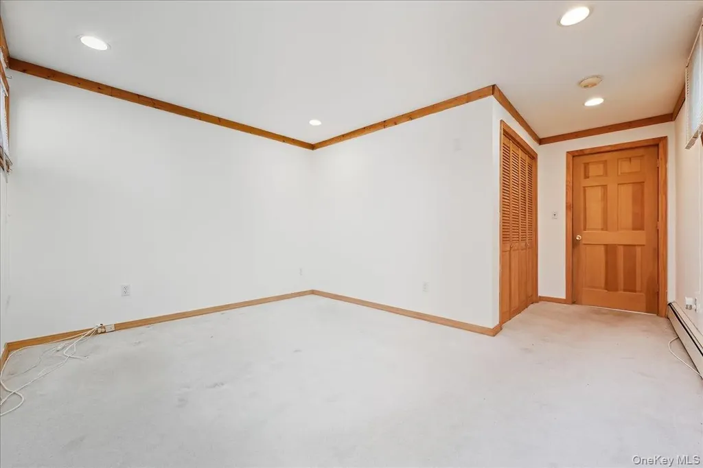 2522 Hewlett Lane Bellmore NY 11710
