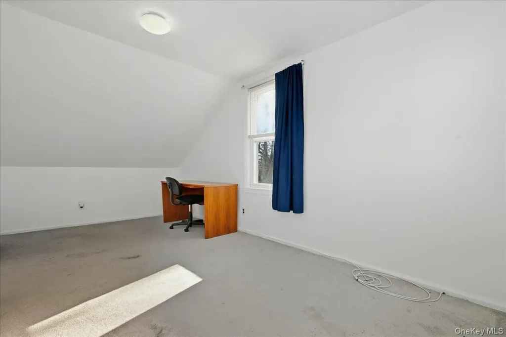 2522 Hewlett Lane Bellmore NY 11710