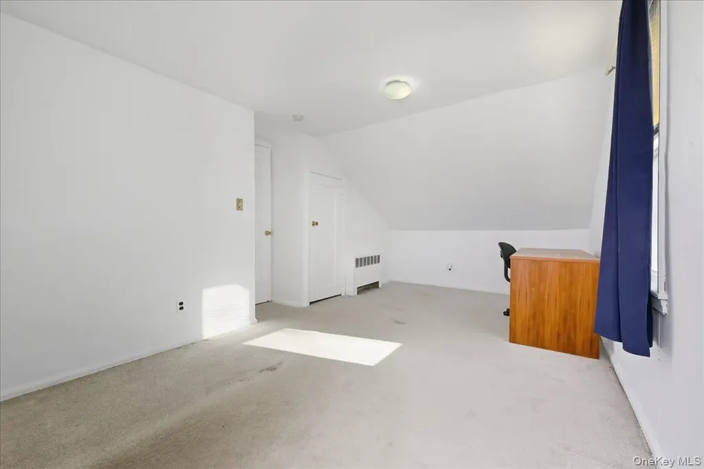 2522 Hewlett Lane Bellmore NY 11710