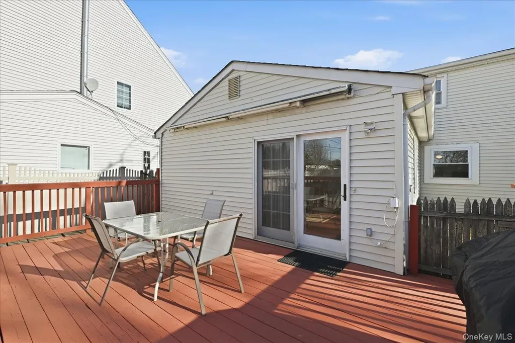 2522 Hewlett Lane Bellmore NY 11710