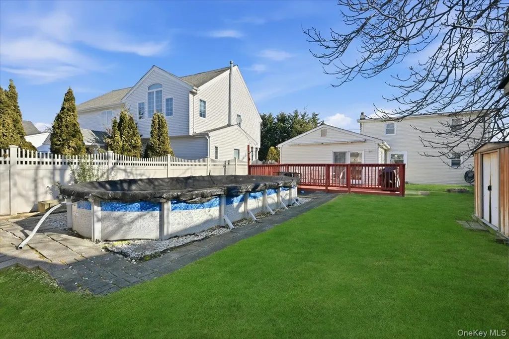 2522 Hewlett Lane Bellmore NY 11710