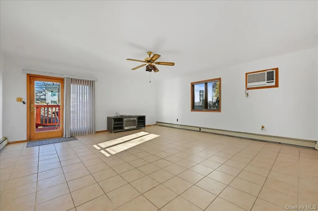 2522 Hewlett Lane Bellmore NY 11710