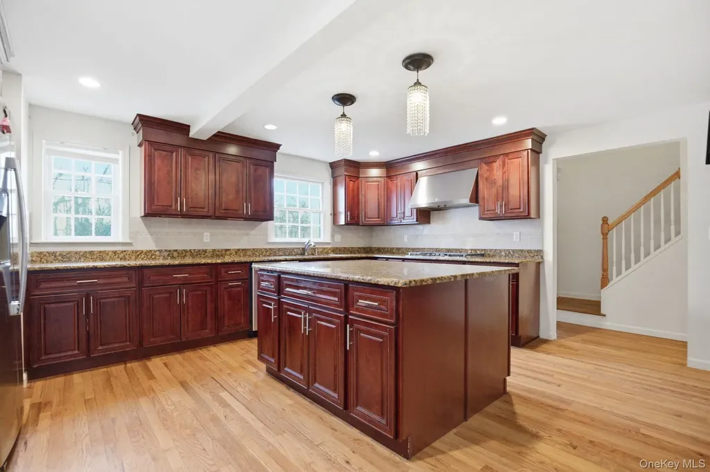 80 Roaring Brook Road Chappaqua NY 10514