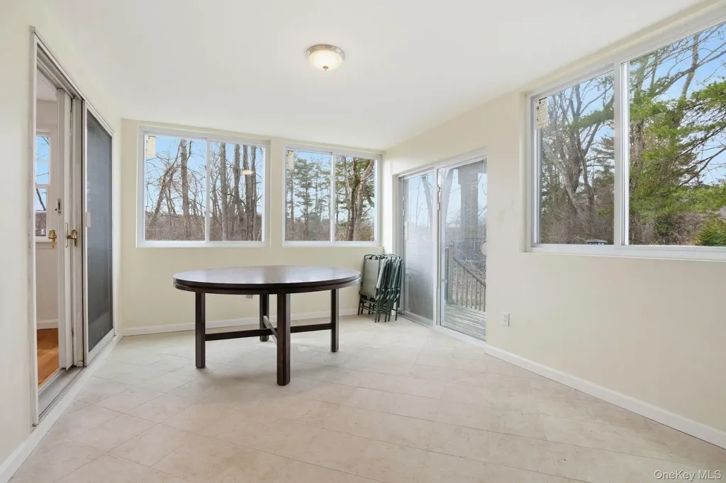 80 Roaring Brook Road Chappaqua NY 10514
