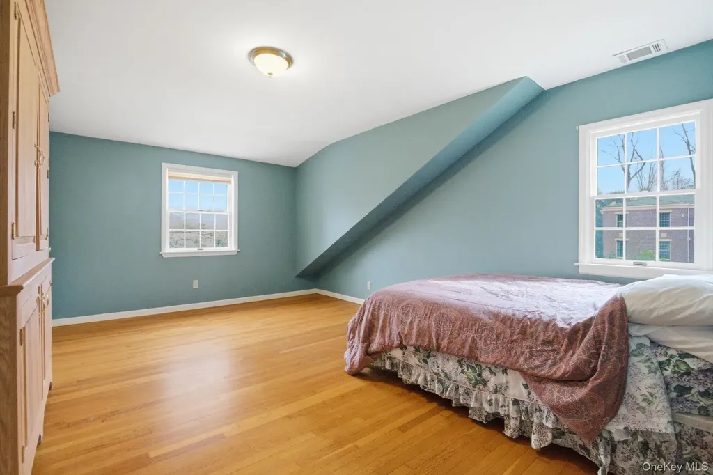 80 Roaring Brook Road Chappaqua NY 10514
