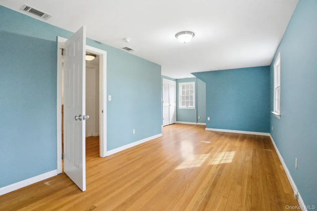 80 Roaring Brook Road Chappaqua NY 10514