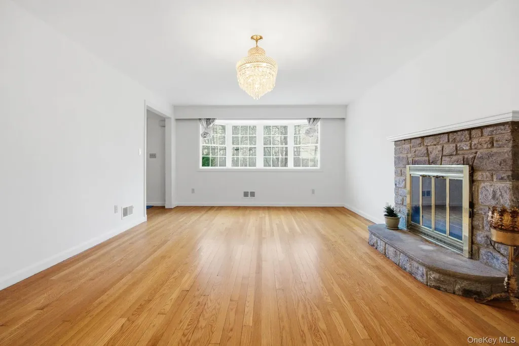 80 Roaring Brook Road Chappaqua NY 10514