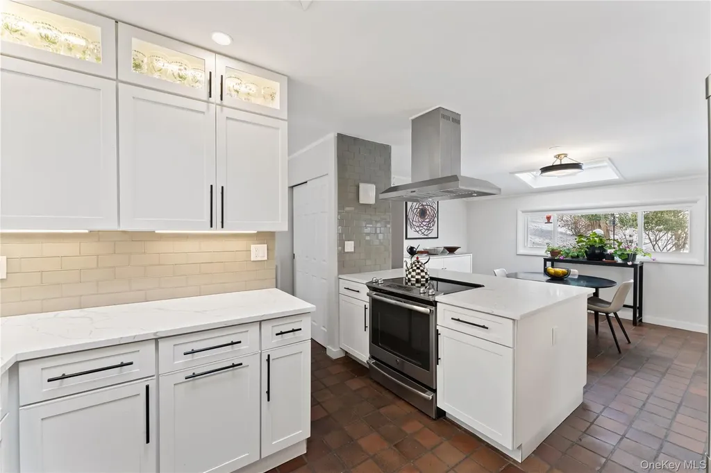 473 Winding Road N Ardsley NY 10502