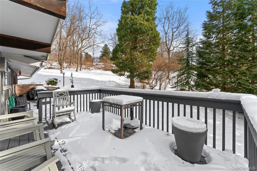 473 Winding Road N Ardsley NY 10502
