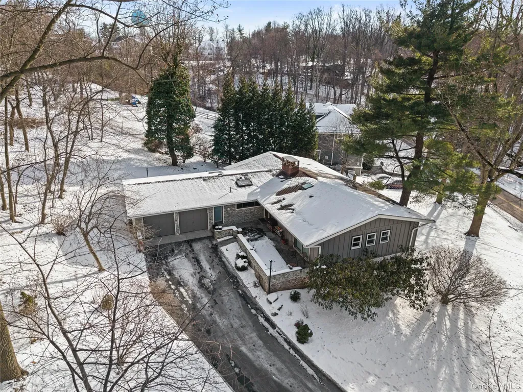 473 Winding Road N Ardsley NY 10502