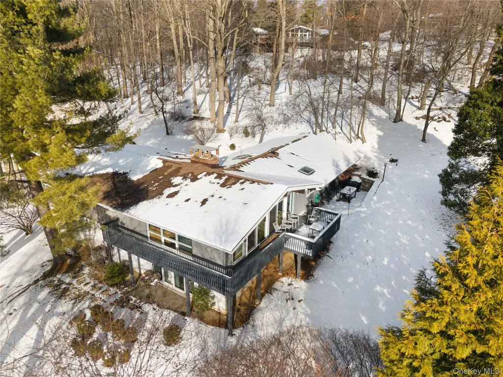 473 Winding Road N Ardsley NY 10502