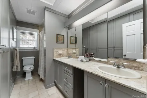 473 Winding Road N Ardsley NY 10502