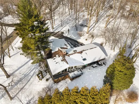 473 Winding Road N Ardsley NY 10502