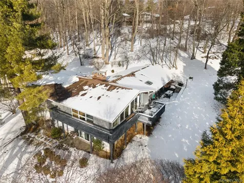 473 Winding Road N Ardsley NY 10502