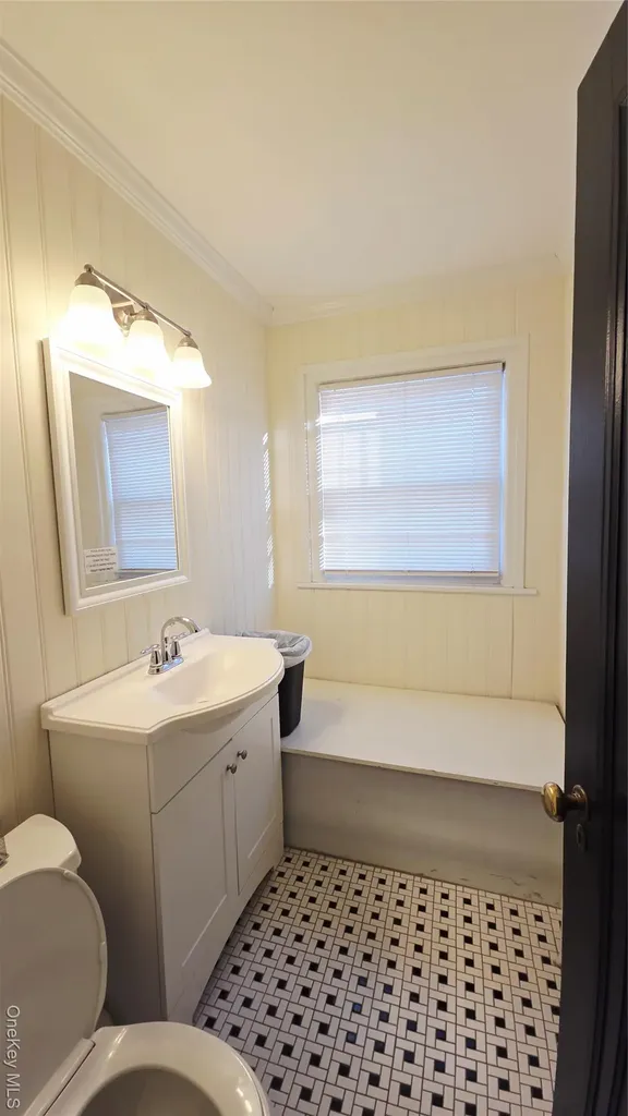 62 Waller Avenue White Plains NY 10605