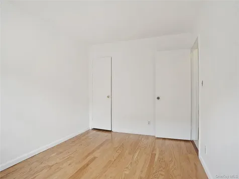 6 Dehaven Drive Yonkers NY 10703