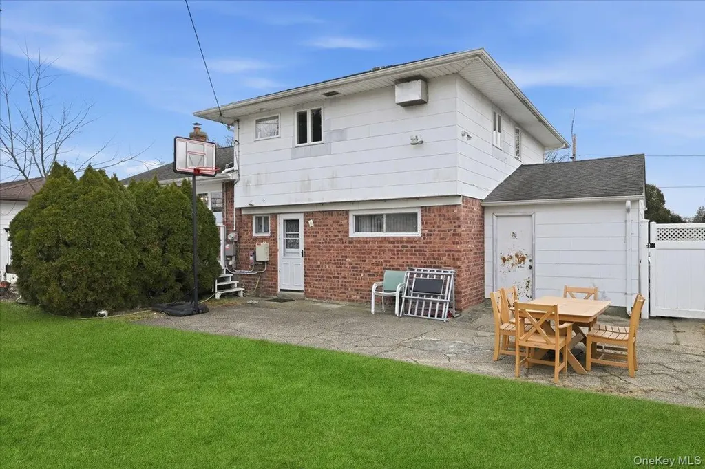 400 Plainview Road Hicksville NY 11801