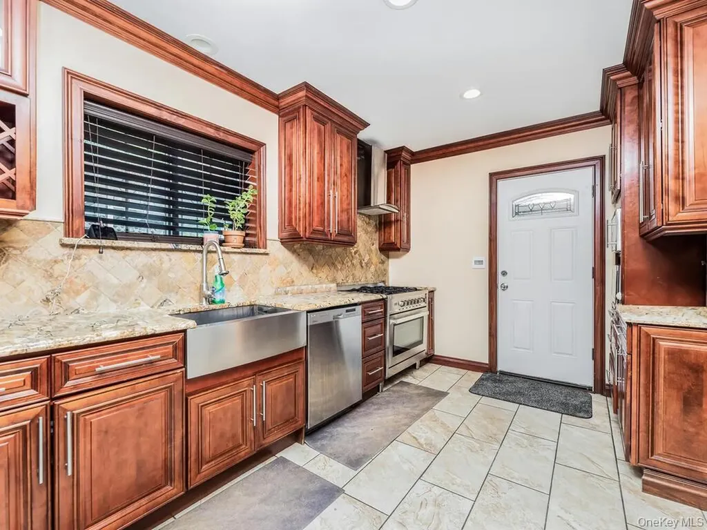 199 W 179th Street Bronx NY 10453