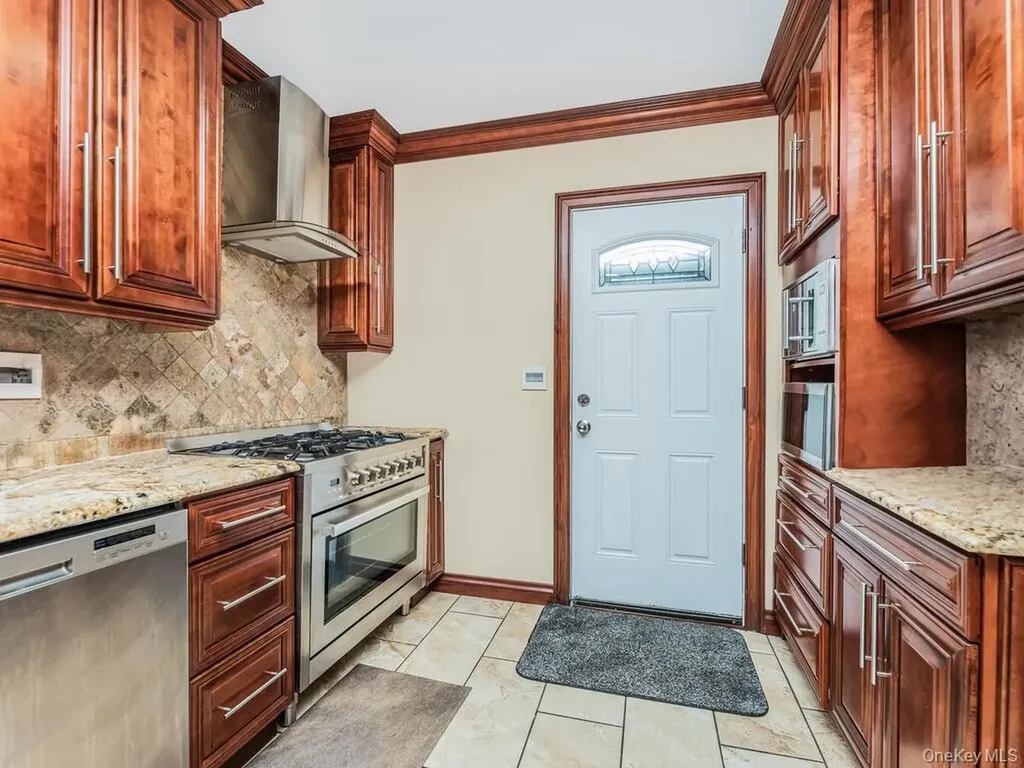 199 W 179th Street Bronx NY 10453