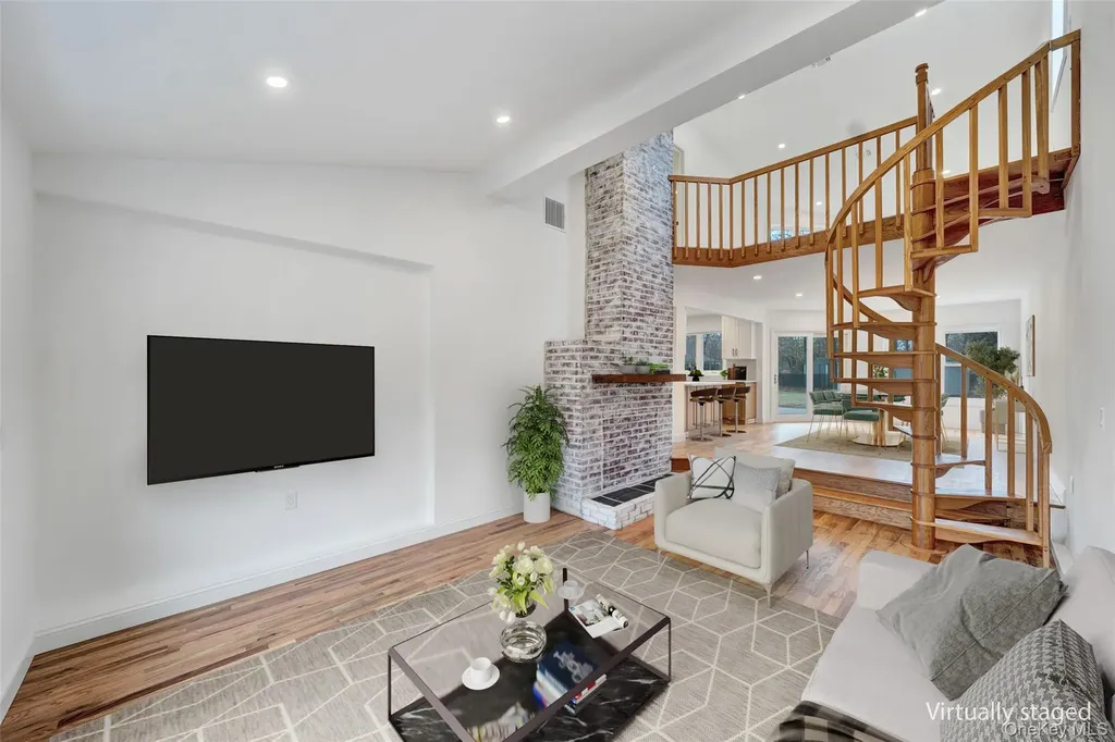 32 Valentine Road Shoreham NY 11786
