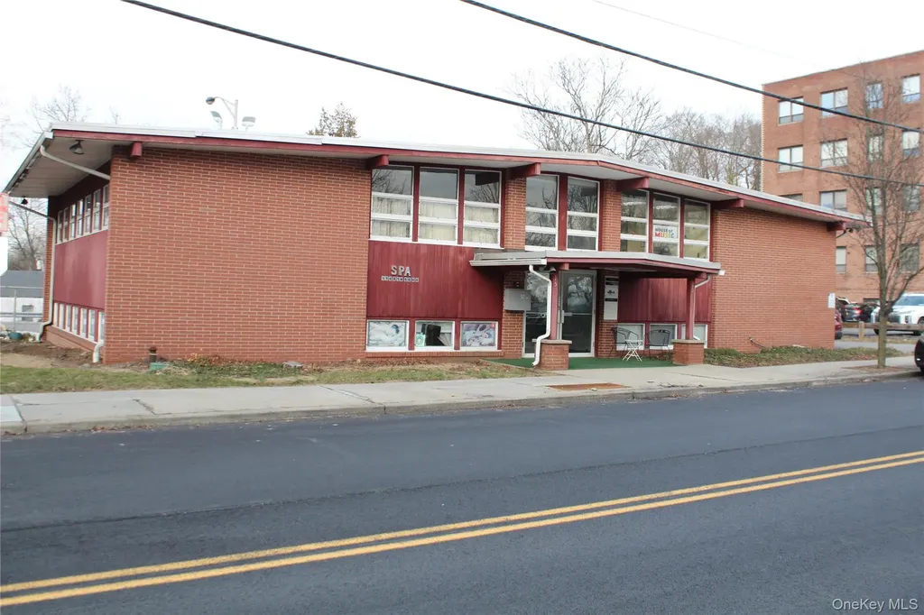 15 Moore Avenue Mount Kisco NY 10549