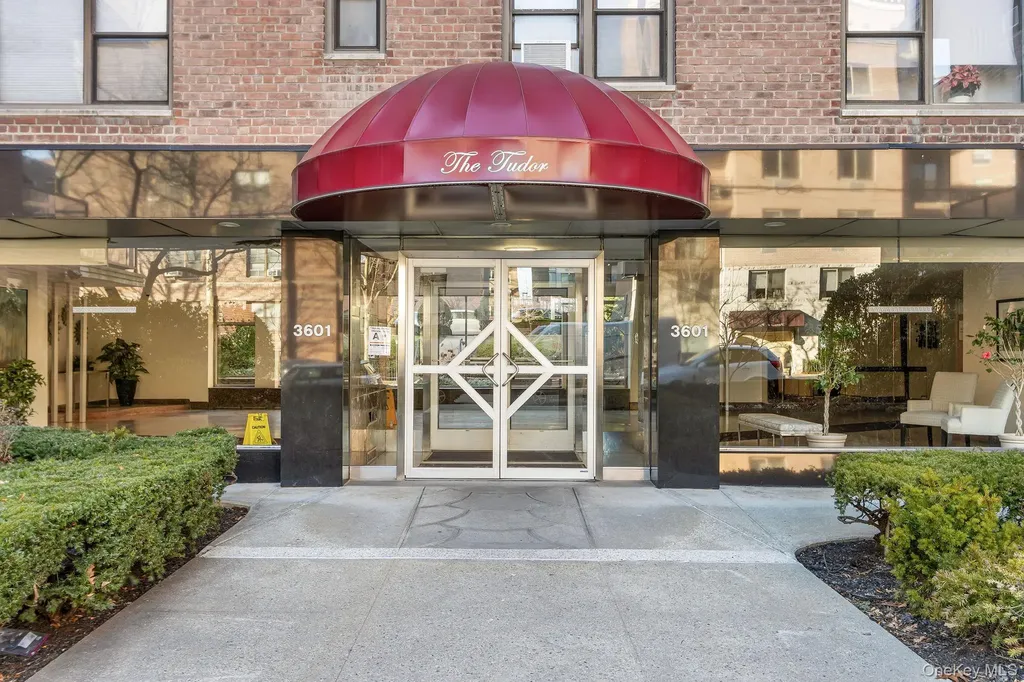 3601 Johnson Avenue Bronx NY 10463