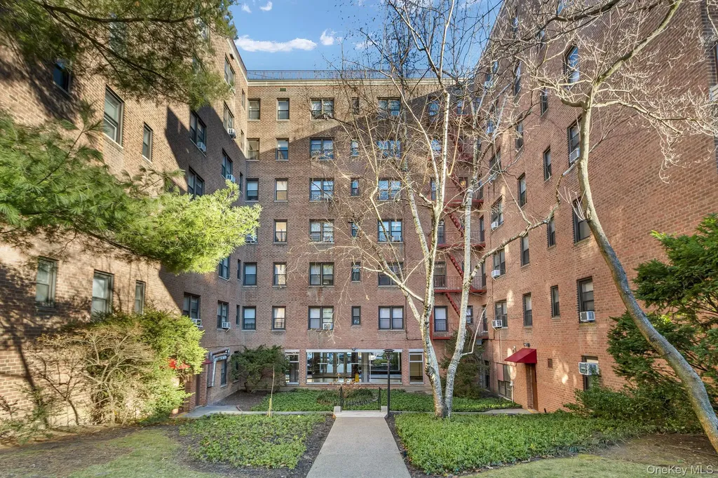 3601 Johnson Avenue Bronx NY 10463