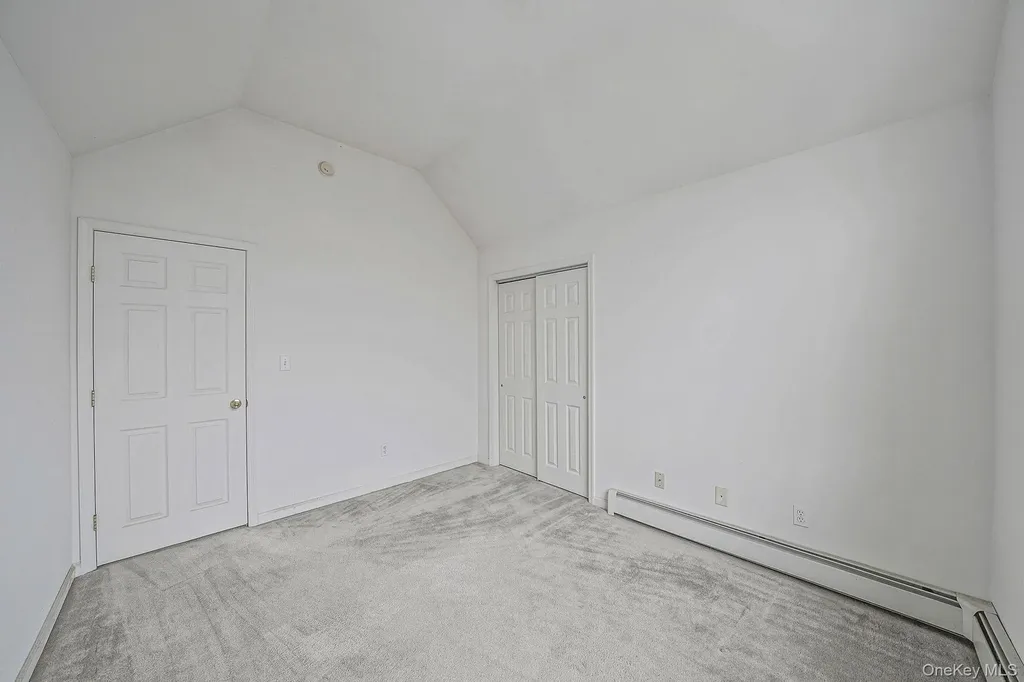 22 Wright Road Manorville NY 11949