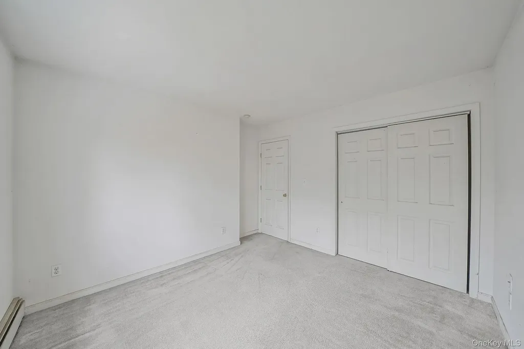 22 Wright Road Manorville NY 11949