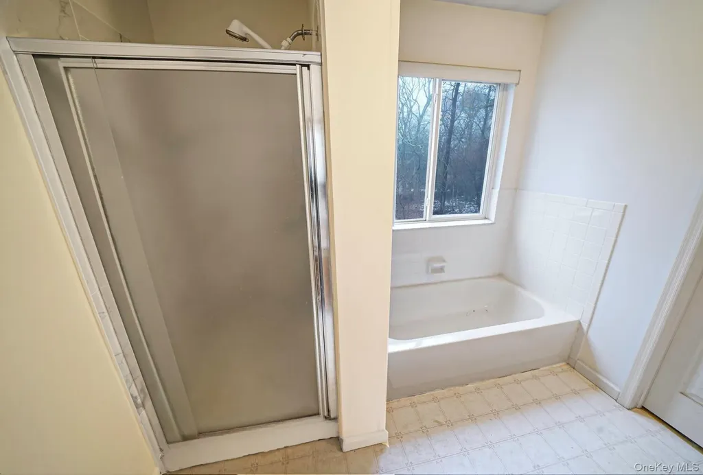 22 Wright Road Manorville NY 11949