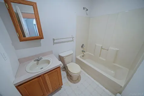 22 Wright Road Manorville NY 11949