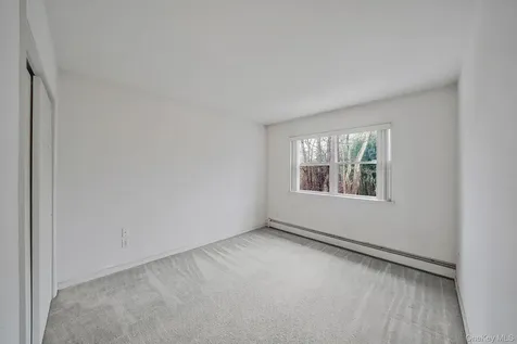 22 Wright Road Manorville NY 11949