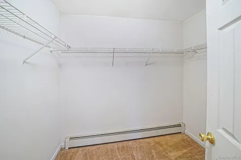 22 Wright Road Manorville NY 11949