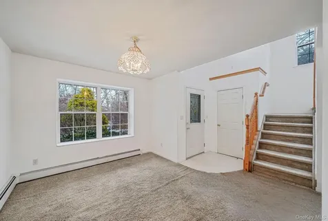 22 Wright Road Manorville NY 11949