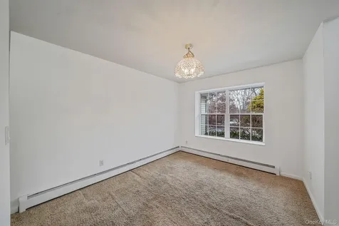 22 Wright Road Manorville NY 11949