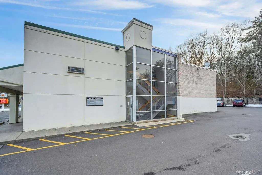 1492 High Ridge Road Stamford NY 06903