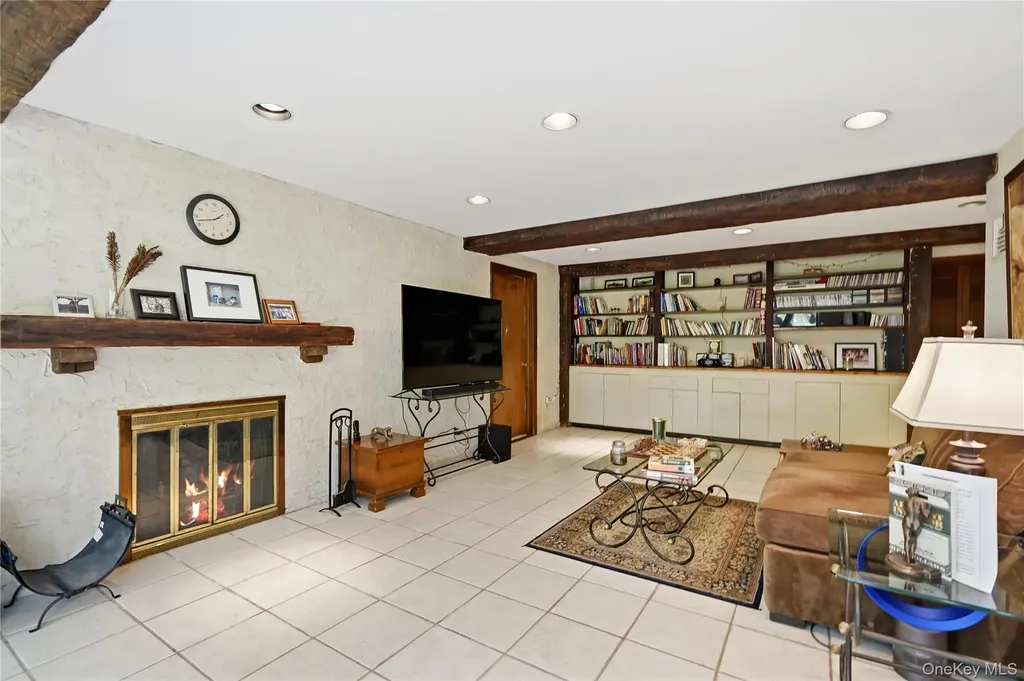 19 Macaulay Road Katonah NY 10536
