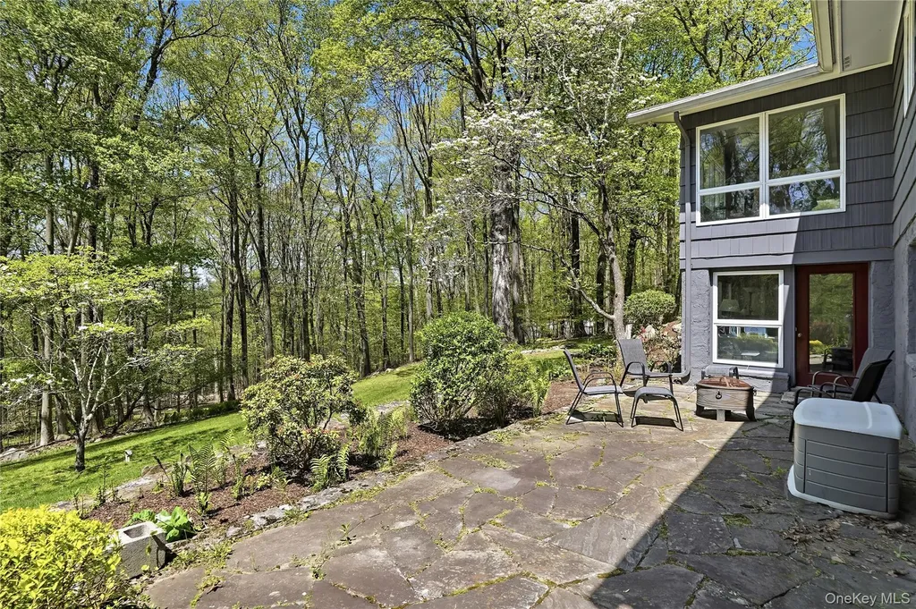 19 Macaulay Road Katonah NY 10536