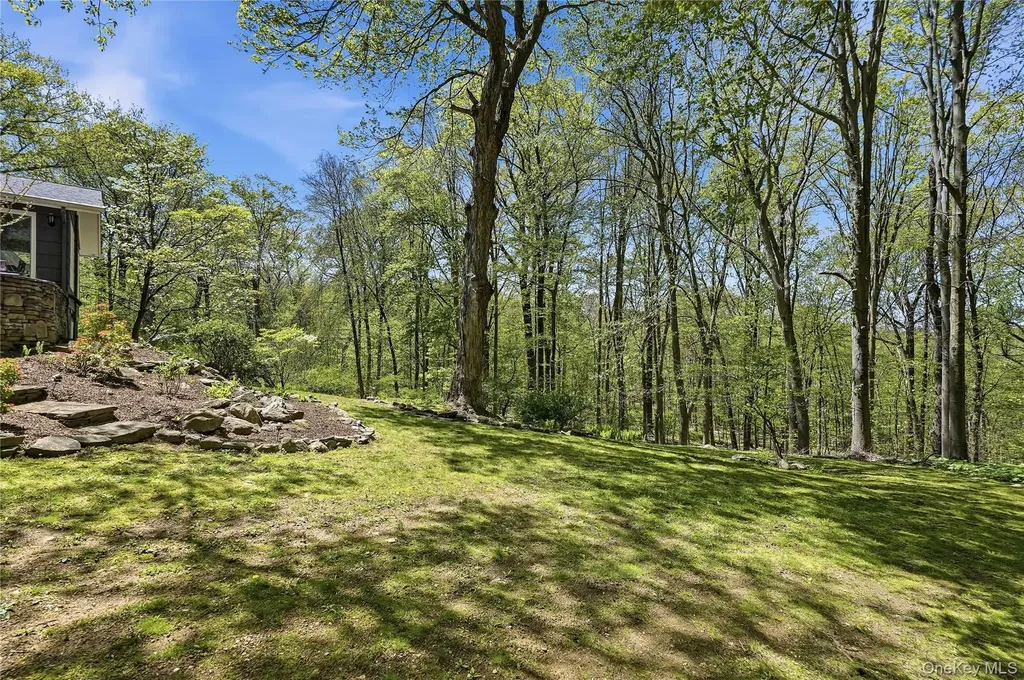 19 Macaulay Road Katonah NY 10536