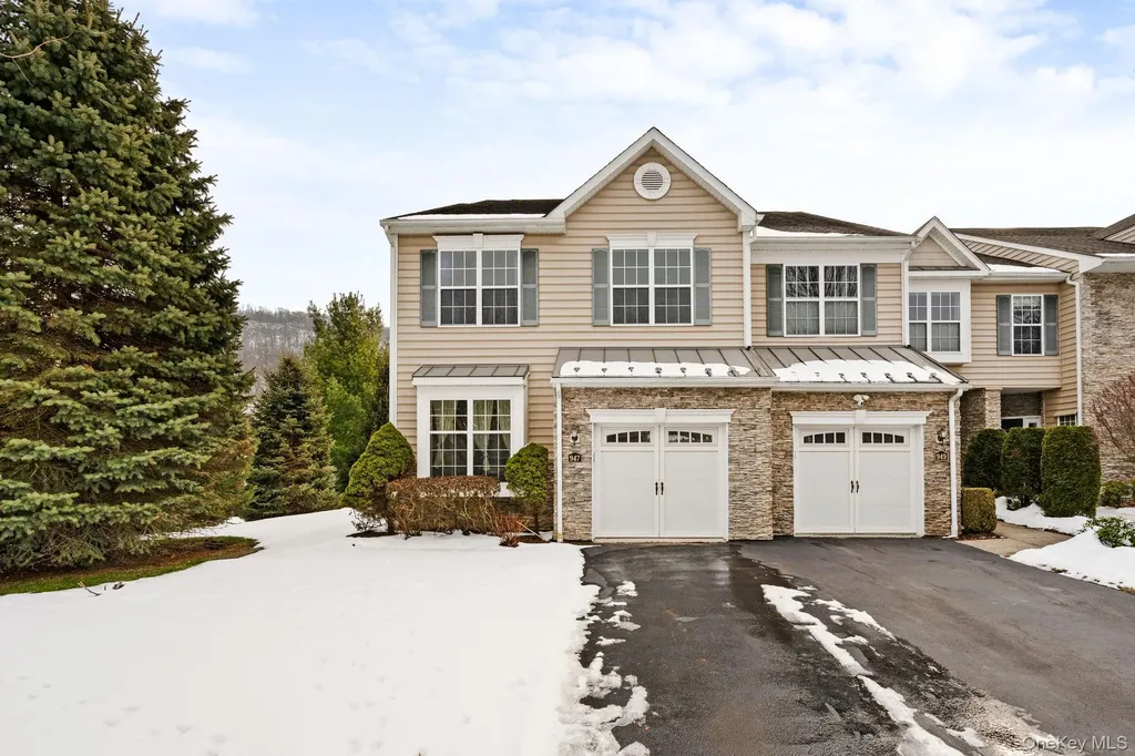 947 Huntington Drive Fishkill NY 12524