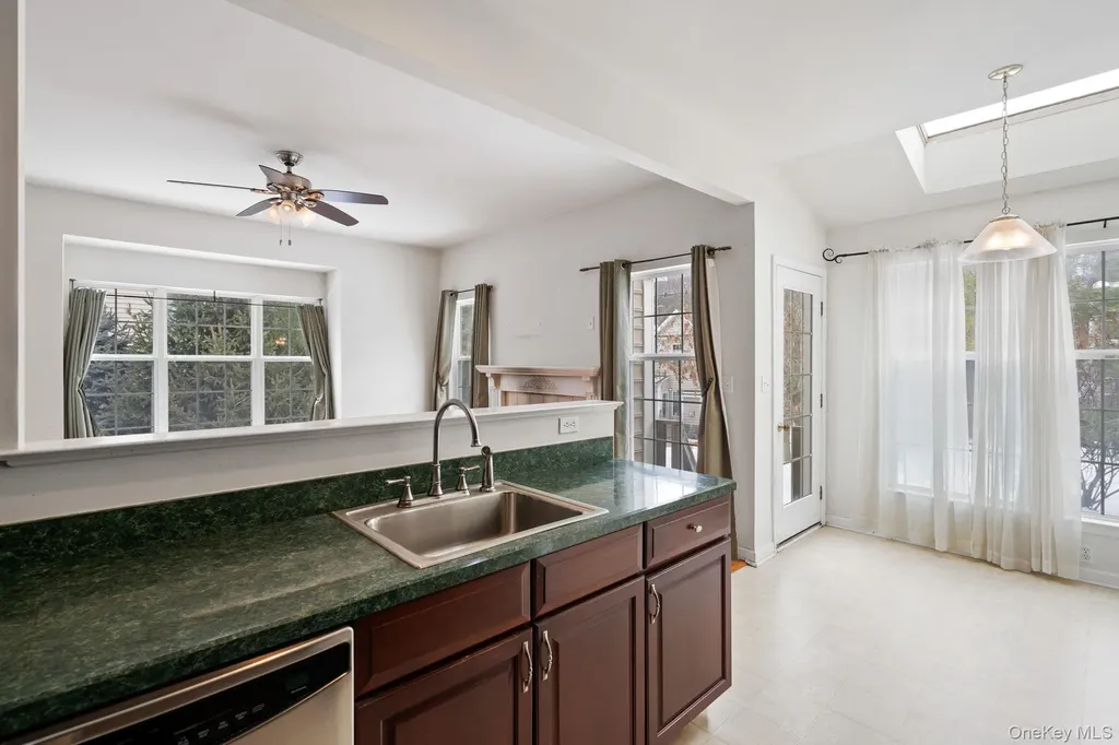 947 Huntington Drive Fishkill NY 12524