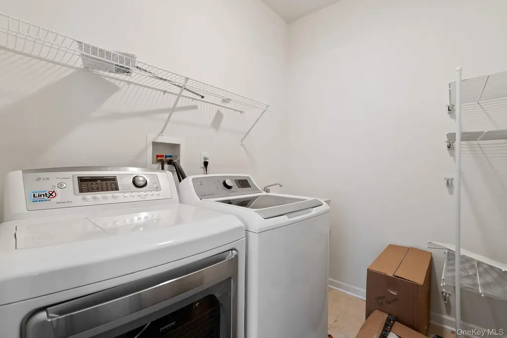 947 Huntington Drive Fishkill NY 12524