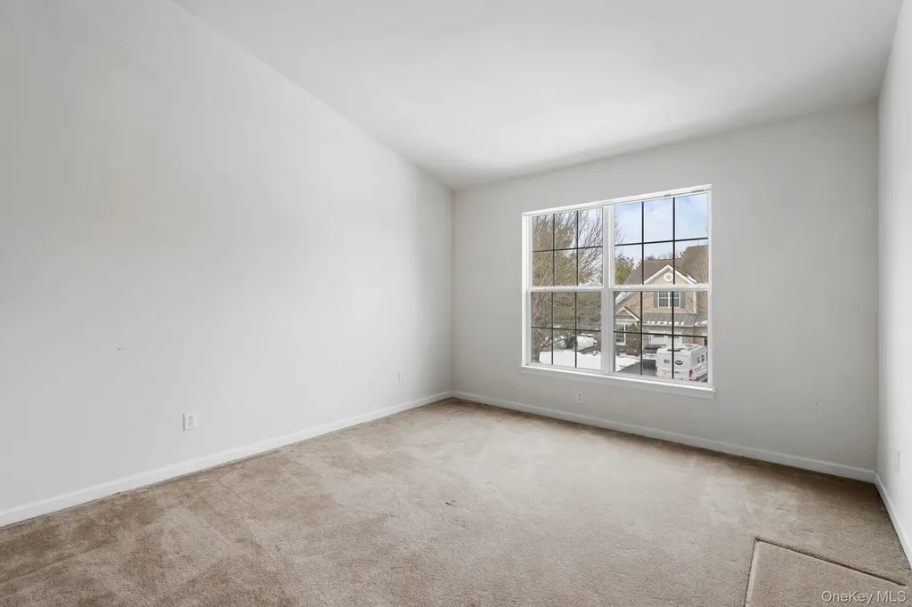 947 Huntington Drive Fishkill NY 12524