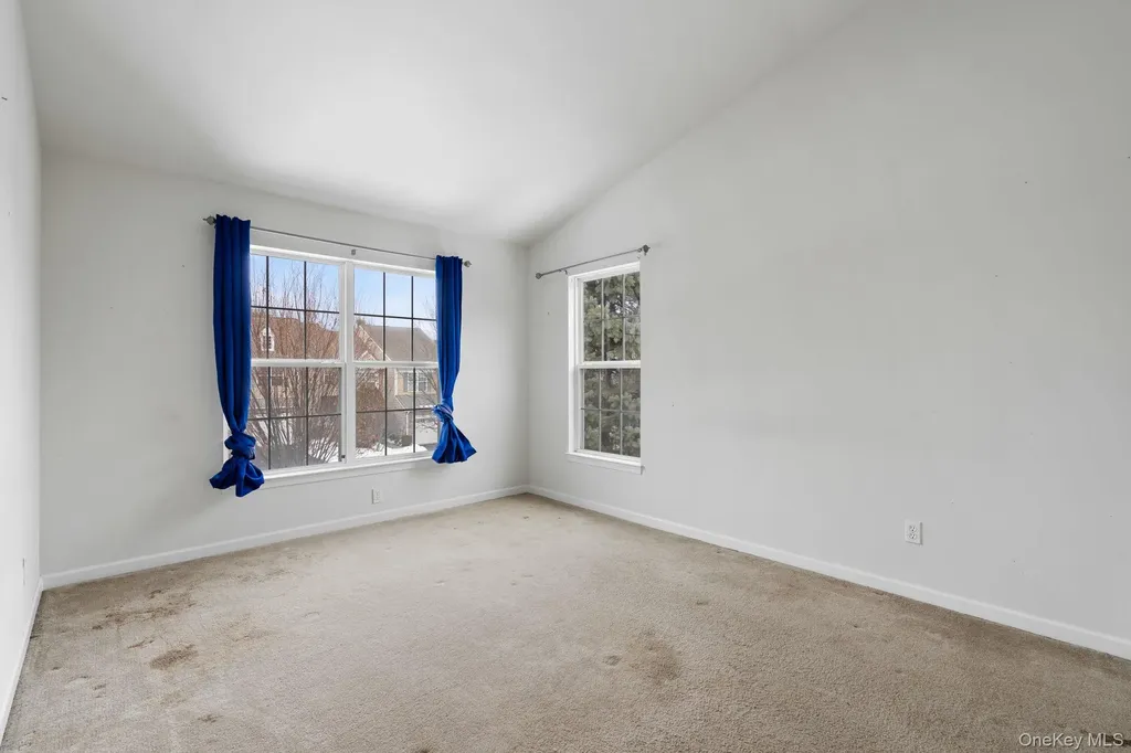 947 Huntington Drive Fishkill NY 12524