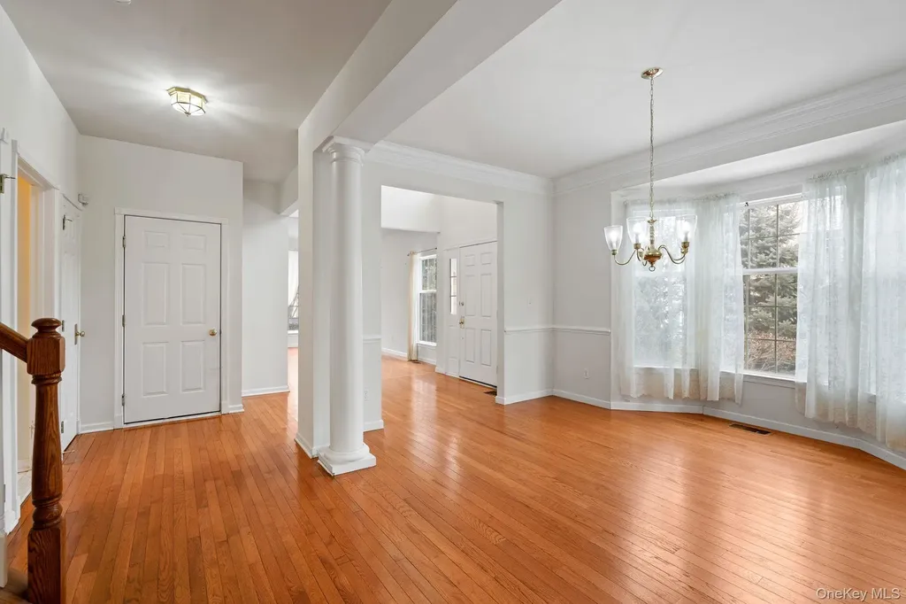 947 Huntington Drive Fishkill NY 12524