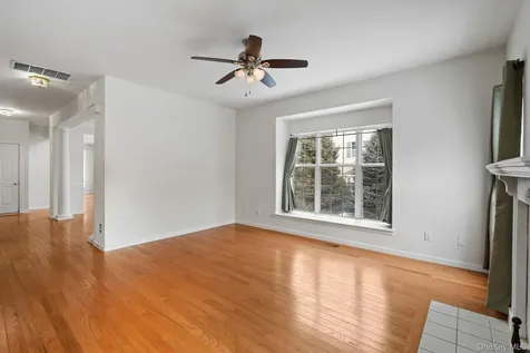 947 Huntington Drive Fishkill NY 12524